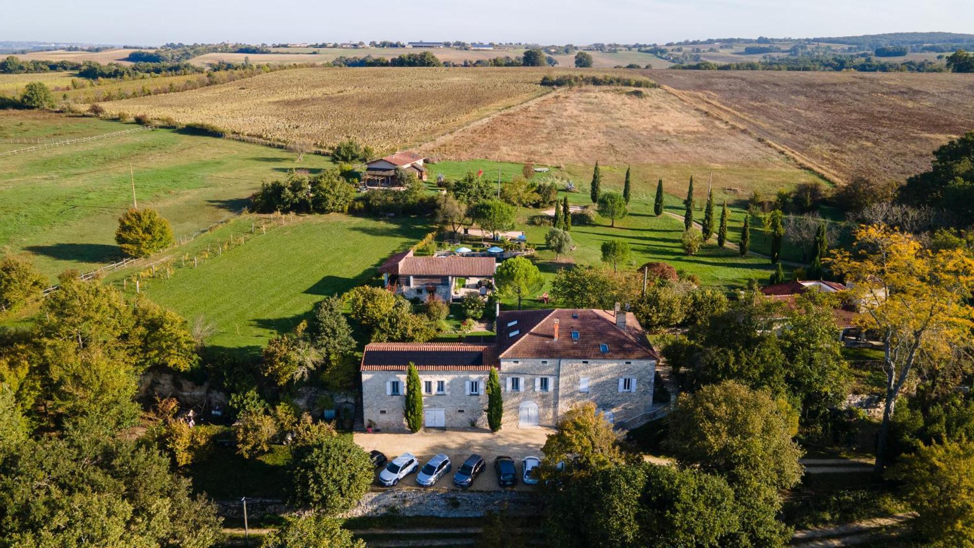 Chambre d'hôtes L'altitude - Domaine la Rose des vents Castelnau-sur-lʼAuvignon Extérieur photo